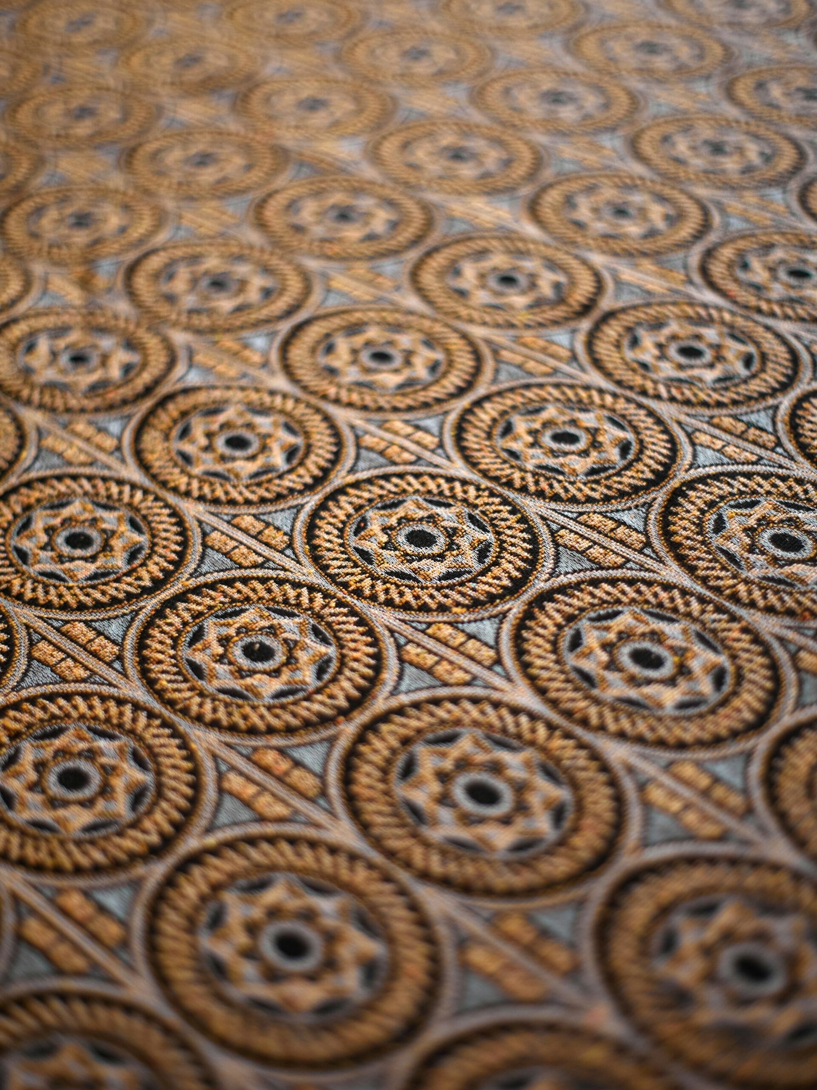 victor-volkov-lJOrQqO3jV4-unsplash